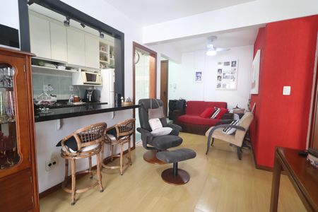 Sala de apartamento à venda com 1 quarto, 60m² em Vila Rosa, Novo Hamburgo