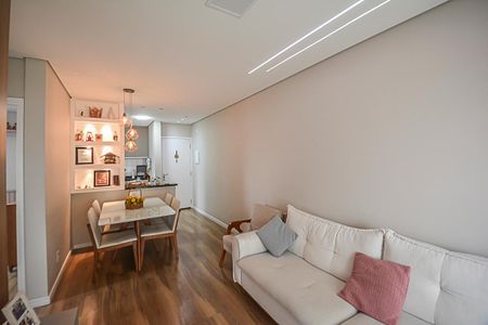 Apartamento à venda com 65m², 2 quartos e 2 vagasSala