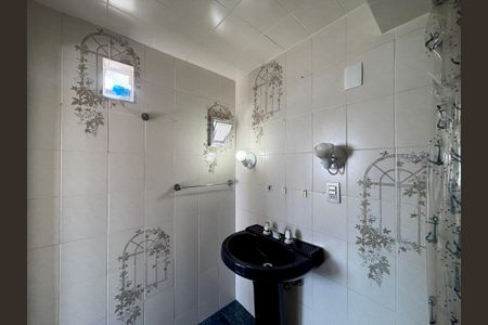 Apartamento para alugar com 153m², 2 quartos e sem vagaBanheiro social