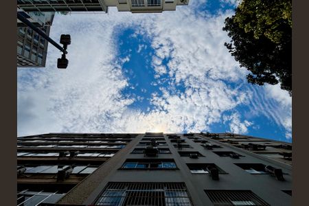 Apartamento para alugar com 153m², 2 quartos e sem vagaFachada