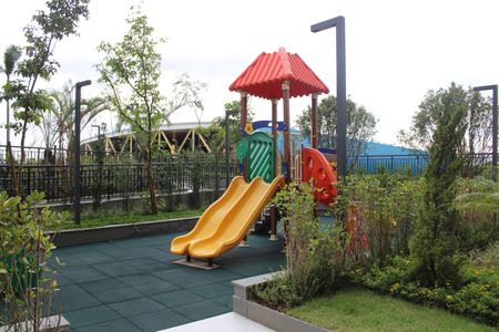 Apartamento à venda com 75m², 2 quartos e 1 vagaÁrea comum - Playground