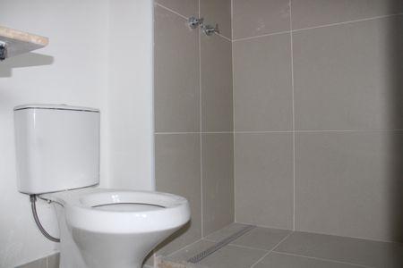 Apartamento à venda com 75m², 2 quartos e 1 vagaBanheiro da Suíte