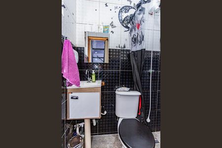 Casa à venda com 130m², 2 quartos e sem vagaBanheiro