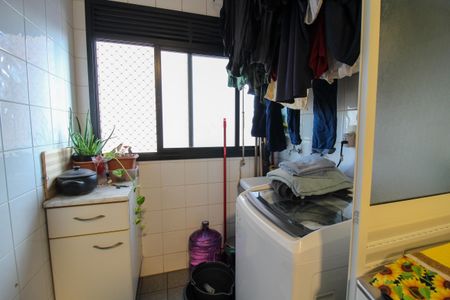 Apartamento à venda com 55m², 2 quartos e 1 vaga Apartamento à venda com 55m², 2 quartos e 1 vagaÁrea de Serviço
