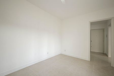 quarto  de kitnet/studio à venda com 1 quarto, 31m² em Vila Ipiranga, Porto Alegre