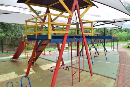 Apartamento para alugar com 55m², 2 quartos e 1 vagaÁrea comum - Playground