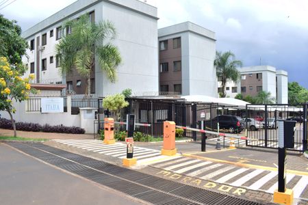 Apartamento para alugar com 55m², 2 quartos e 1 vagaFachada e portaria