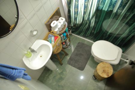 Casa à venda com 229m², 3 quartos e 4 vagasLavabo- Banheiro da Sala 