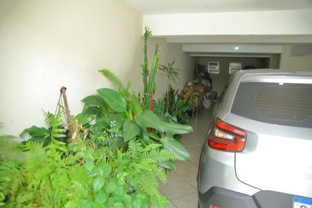 Casa à venda com 229m², 3 quartos e 4 vagasGaragem 