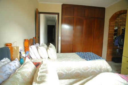 Casa à venda com 229m², 3 quartos e 4 vagasSuíte 