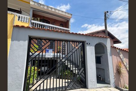 Casa à venda com 229m², 3 quartos e 4 vagas