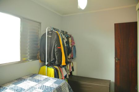 Casa à venda com 229m², 3 quartos e 4 vagasQuarto 2 