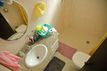 Casa à venda com 229m², 3 quartos e 4 vagasBanheiro Social 