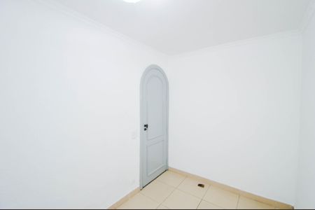 Quarto de casa para alugar com 1 quarto, 429m² em Jardim Santa Mena, Guarulhos