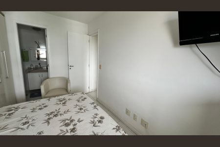 Apartamento à venda com 65m², 2 quartos e 2 vagasQuarto 2