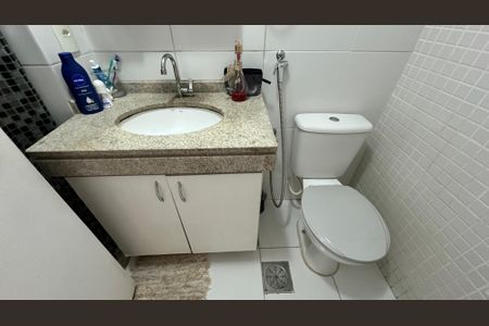 Apartamento à venda com 65m², 2 quartos e 2 vagasBanheiro