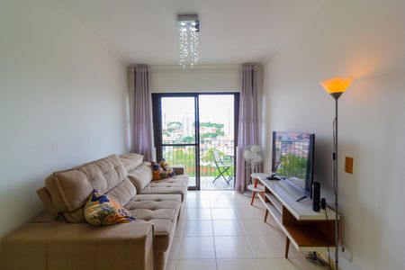 Sala de Estar de apartamento à venda com 3 quartos, 78m² em Vila Campo Grande, São Paulo