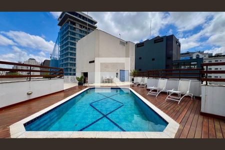 Apartamento à venda com 71m², 1 quarto e 1 vagaPiscina