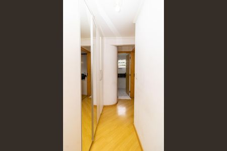 Apartamento à venda com 64m², 3 quartos e 1 vaga Apartamento à venda com 64m², 3 quartos e 1 vagaCorredor - Quarto 2 e 3