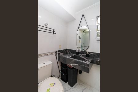 Apartamento à venda com 64m², 3 quartos e 1 vaga Apartamento à venda com 64m², 3 quartos e 1 vagaBanheiro