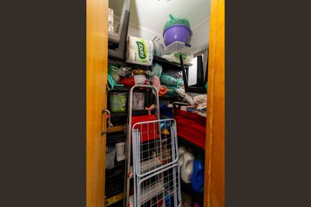 Apartamento à venda com 64m², 3 quartos e 1 vaga Apartamento à venda com 64m², 3 quartos e 1 vagaQuarto de Serviço