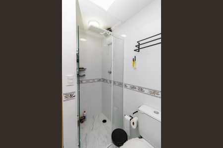 Apartamento à venda com 64m², 3 quartos e 1 vaga Apartamento à venda com 64m², 3 quartos e 1 vagaBanheiro