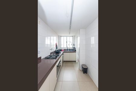 Apartamento à venda com 80m², 2 quartos e 2 vagas Apartamento à venda com 80m², 2 quartos e 2 vagasCozinha