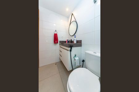 Apartamento à venda com 80m², 2 quartos e 2 vagas Apartamento à venda com 80m², 2 quartos e 2 vagasBanheiro Social