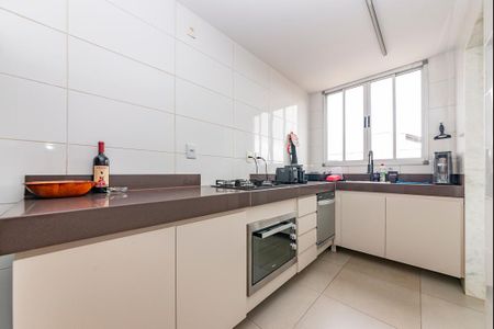 Apartamento à venda com 80m², 2 quartos e 2 vagas Apartamento à venda com 80m², 2 quartos e 2 vagasCozinha