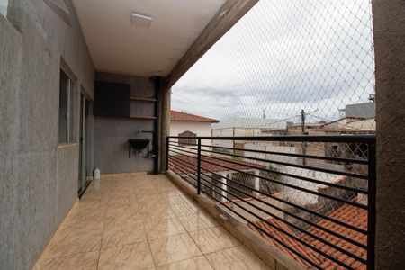 Apartamento para alugar com 60m², 2 quartos e 1 vagaVaranda