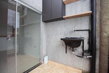 Apartamento para alugar com 60m², 2 quartos e 1 vagaÁrea de Serviço