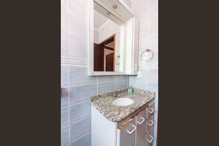 Casa à venda com 174m², 3 quartos e 3 vagasBanheiro