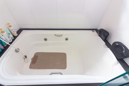 Casa à venda com 174m², 3 quartos e 3 vagasBanheiro da Suíte