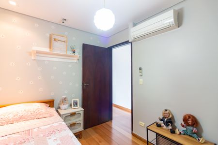 Casa à venda com 174m², 3 quartos e 3 vagasQuarto 2