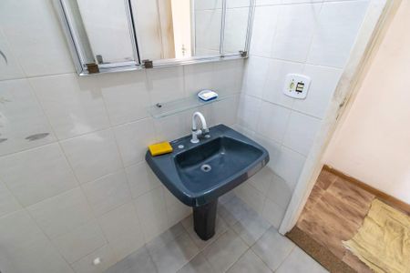 Casa para alugar com 258m², 4 quartos e 2 vagasBanheiro 2