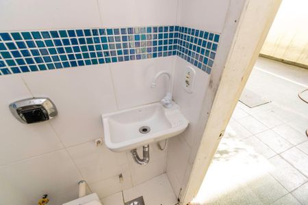 Casa para alugar com 258m², 4 quartos e 2 vagasBanheiro 3