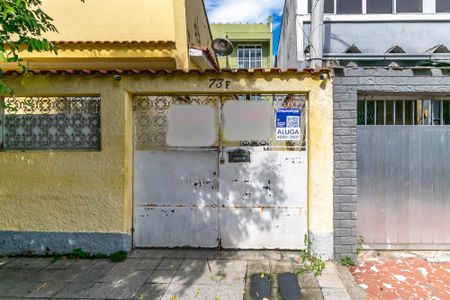 Casa para alugar com 258m², 4 quartos e 2 vagasFachada