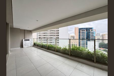 Apartamento à venda com 150m², 3 quartos e 2 vagasVaranda