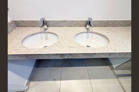 Apartamento à venda com 150m², 3 quartos e 2 vagasBanheiro da Suíte 1