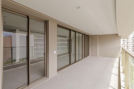 Apartamento à venda com 150m², 3 quartos e 3 vagasSacada