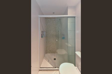 Apartamento à venda com 71m², 3 quartos e 2 vagasBanheiro Social