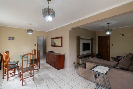 Sala de casa à venda com 3 quartos, 155m² em Cidade Antônio Estêvão de Carvalho, São Paulo