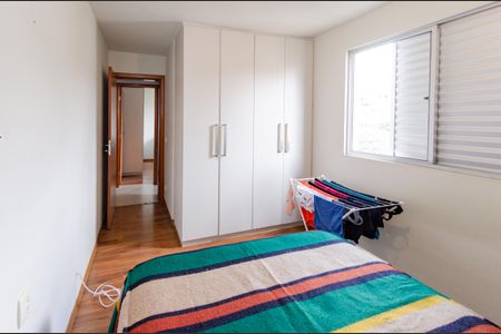 Apartamento à venda com 78m², 3 quartos e 2 vagasQuarto 1