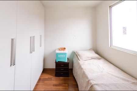 Apartamento à venda com 78m², 3 quartos e 2 vagasQuarto 2