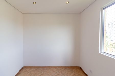 Apartamento para alugar com 104m², 3 quartos e 1 vaga Apartamento para alugar com 104m², 3 quartos e 1 vagaQuarto 2