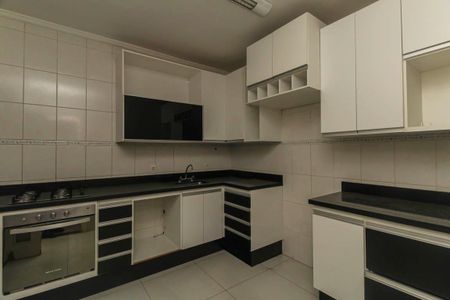 Casa de condomínio à venda com 86m², 2 quartos e 2 vagas Casa de condomínio à venda com 86m², 2 quartos e 2 vagasCozinha