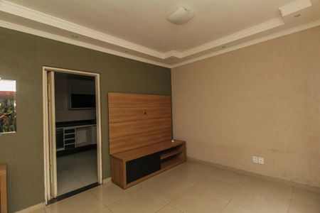 Sala de casa de condomínio à venda com 2 quartos, 86m² em Vila Santa Clara, São Paulo