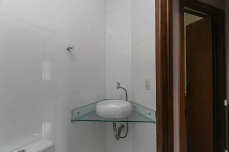 Casa de condomínio à venda com 86m², 2 quartos e 2 vagas Casa de condomínio à venda com 86m², 2 quartos e 2 vagasBanheiro