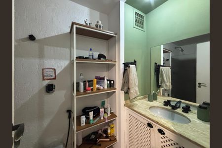 Apartamento para alugar com 138m², 5 quartos e 2 vagas Apartamento para alugar com 138m², 5 quartos e 2 vagasBanheiro social