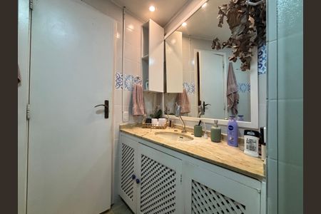 Apartamento para alugar com 138m², 5 quartos e 2 vagas Apartamento para alugar com 138m², 5 quartos e 2 vagasSuíte - banheiro